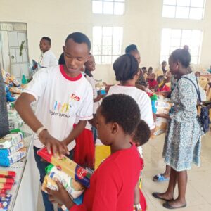 Food rations Food packets distribution